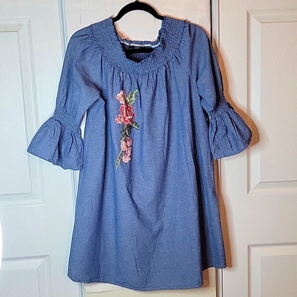 Mlle Gabrielle demi 3/4 sleve drees size L